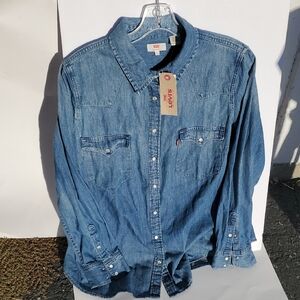 Levi's Women's Classic Blue Button Down Shirt 1X